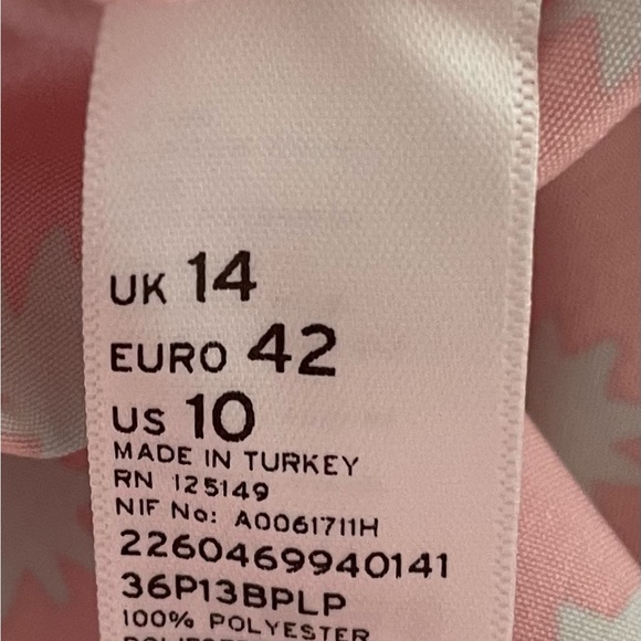 NWT Topshop Barbiecore pink with white polka dots built in bra romper, size 10 - Picture 11 of 16